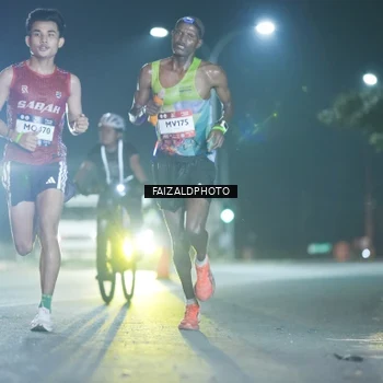 Runner Photo 7876723