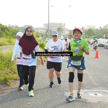 Runner Photo 7876727