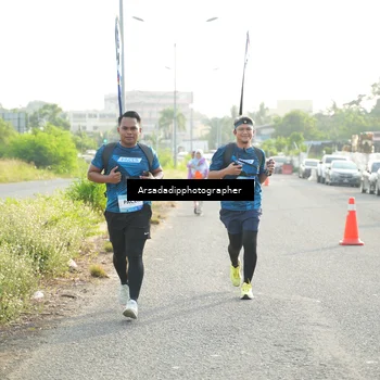 Runner Photo 7876752