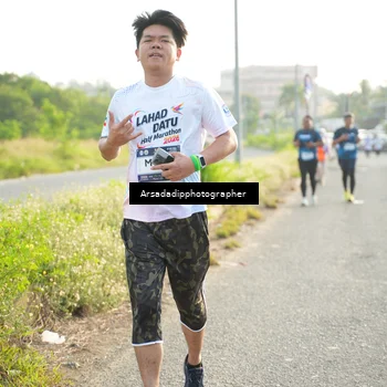 Runner Photo 7876754