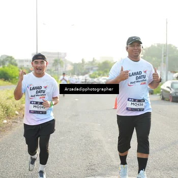 Runner Photo 7876784