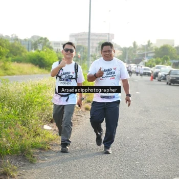 Runner Photo 7876796