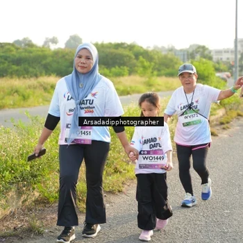 Runner Photo 7876811