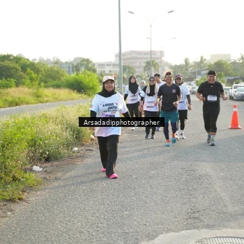 Runner Photo 7876859