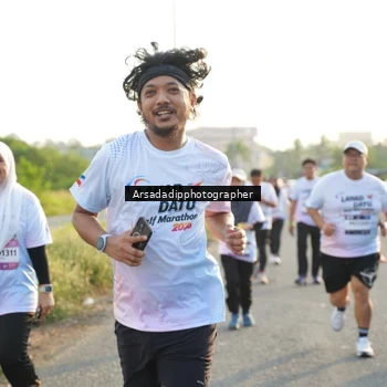 Runner Photo 7876873