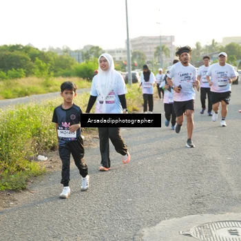Runner Photo 7876877