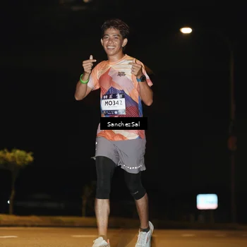 Runner Photo 7876898
