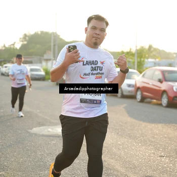 Runner Photo 7876974