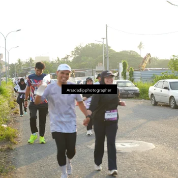 Runner Photo 7876994
