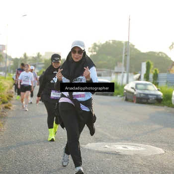 Runner Photo 7877001