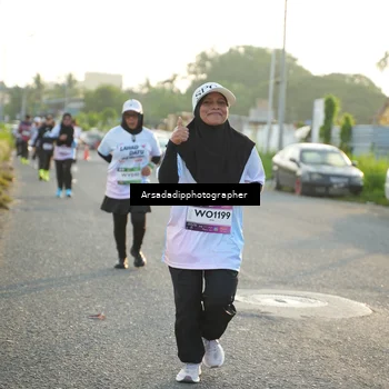 Runner Photo 7877006