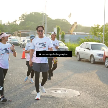 Runner Photo 7877009