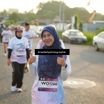Runner Photo 7877020