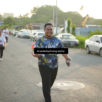 Runner Photo 7877025