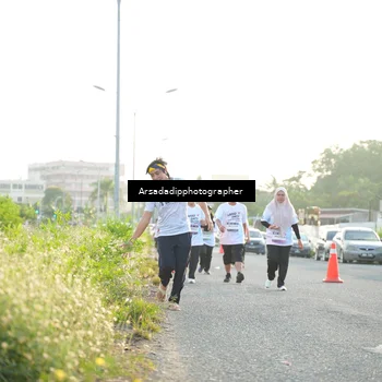 Runner Photo 7877035