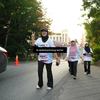 Runner Photo 7877040