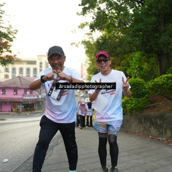 Runner Photo 7877042
