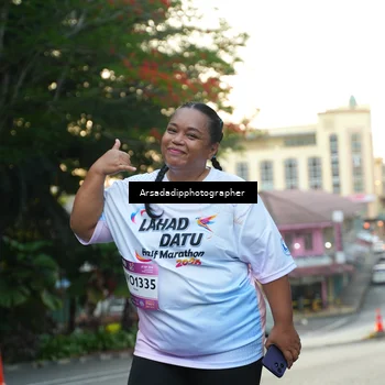 Runner Photo 7877056