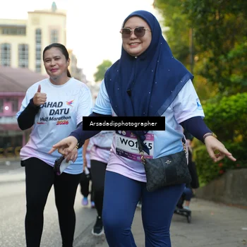 Runner Photo 7877066