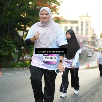 Runner Photo 7877079