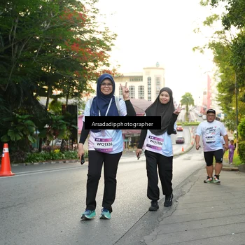 Runner Photo 7877086