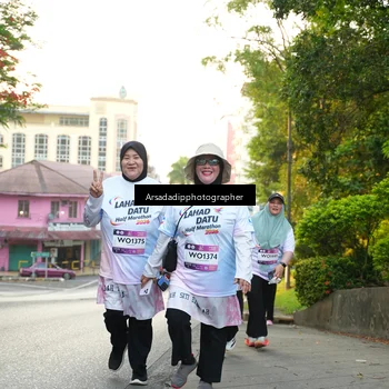 Runner Photo 7877089