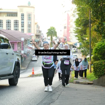 Runner Photo 7877099