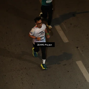 Runner Photo 7877127