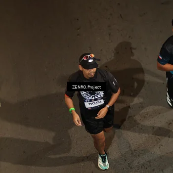 Runner Photo 7877129