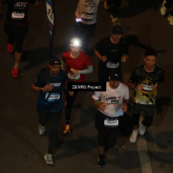 Runner Photo 7877145