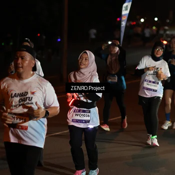 Runner Photo 7877155