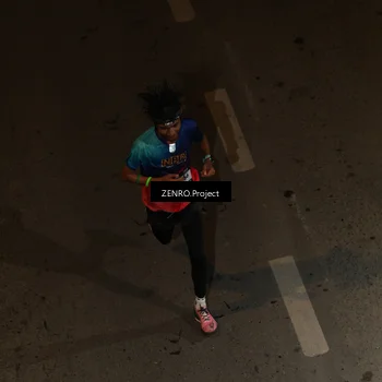 Runner Photo 7877159