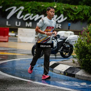 Runner Photo 7877195