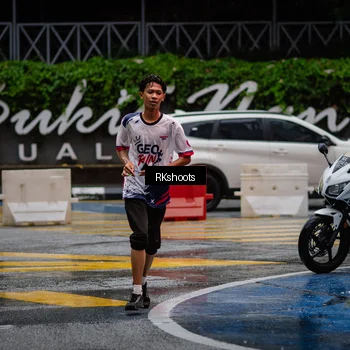 Runner Photo 7877211