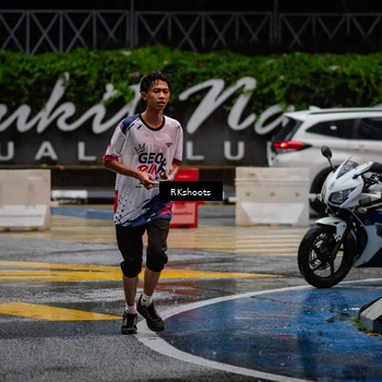 Runner Photo 7877218