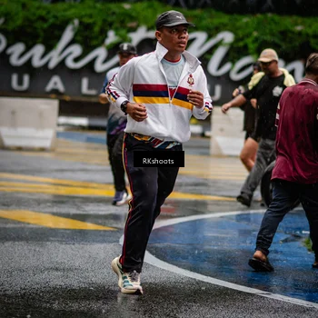 Runner Photo 7877278