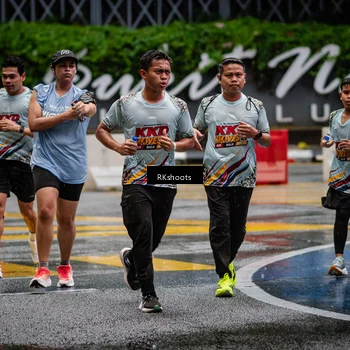 Runner Photo 7877282
