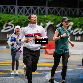 Runner Photo 7877299