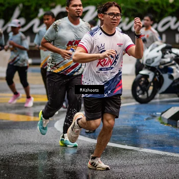 Runner Photo 7877313