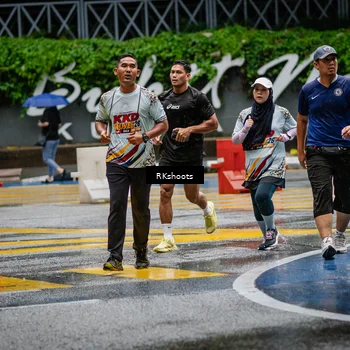 Runner Photo 7877336