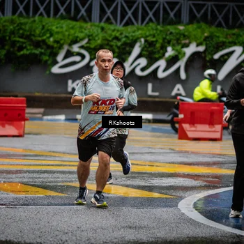Runner Photo 7877361