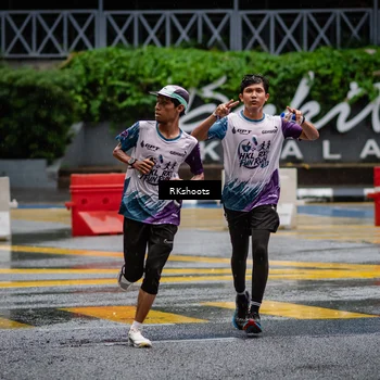 Runner Photo 7877363