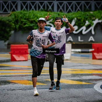 Runner Photo 7877365