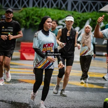 Runner Photo 7877391