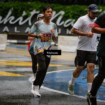 Runner Photo 7877408