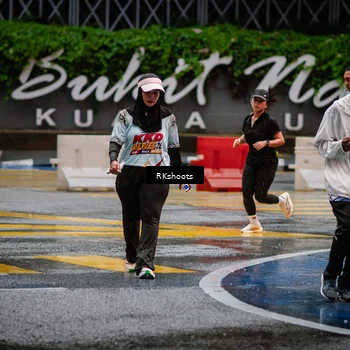 Runner Photo 7877460