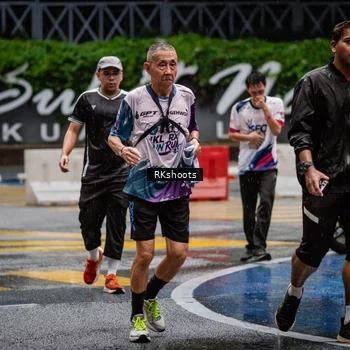 Runner Photo 7877494