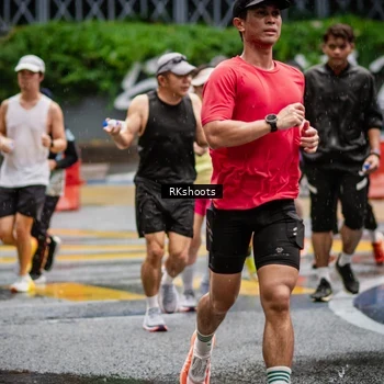 Runner Photo 7877498