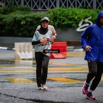 Runner Photo 7877504