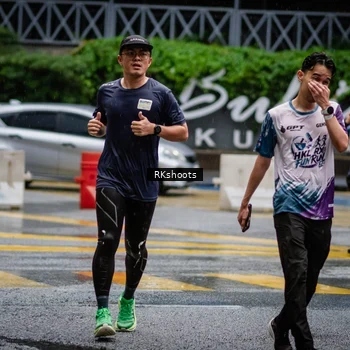 Runner Photo 7877624